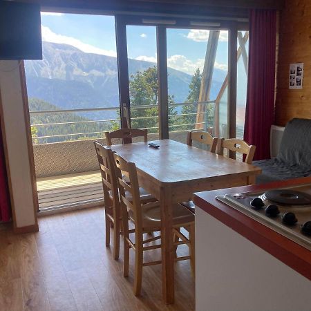 Logement Avec Terrasse, Superbe Vue Et Parking Apartment Шамрус Екстериор снимка